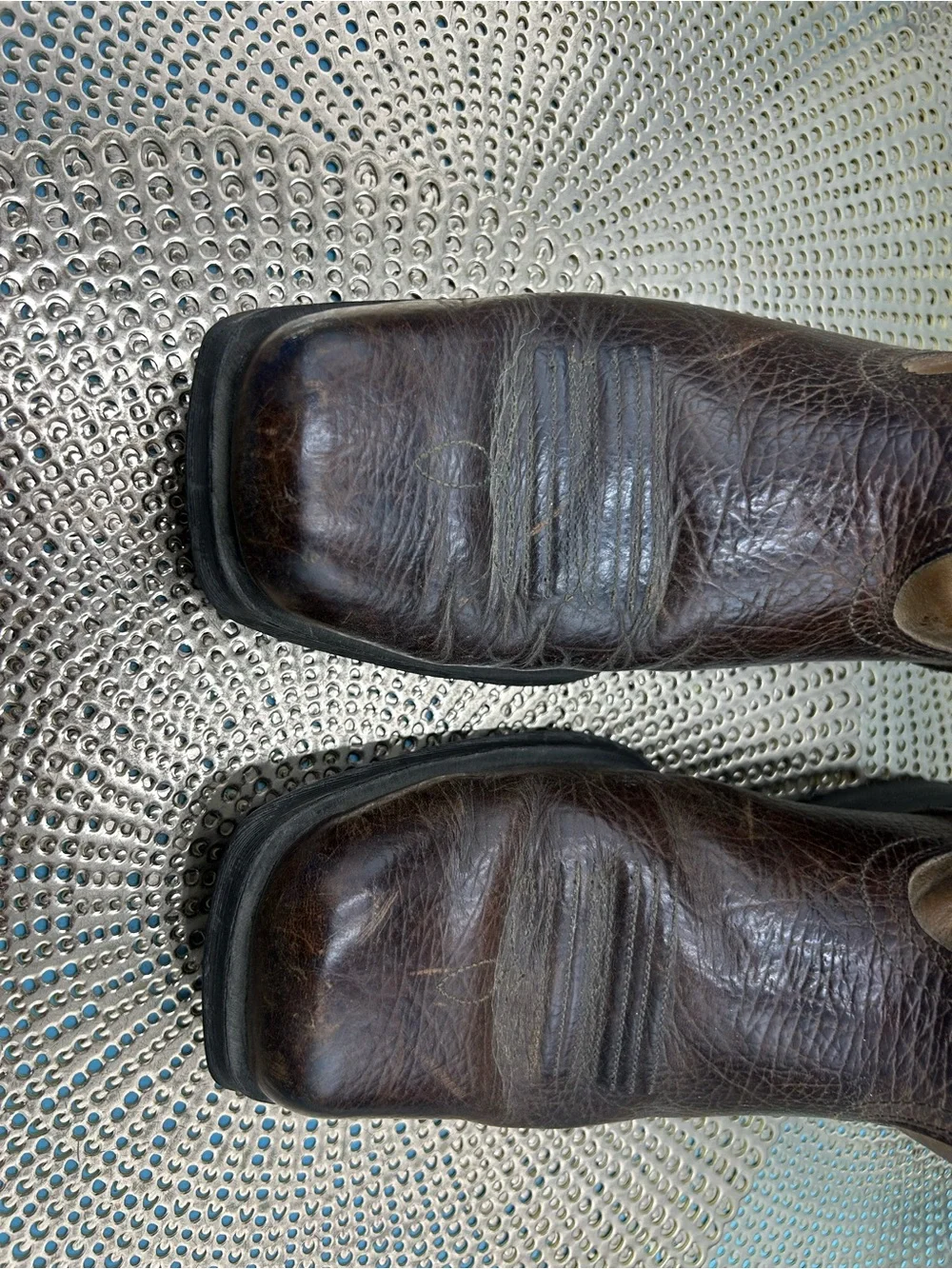 Ariat men 10 rambler cowboy boots